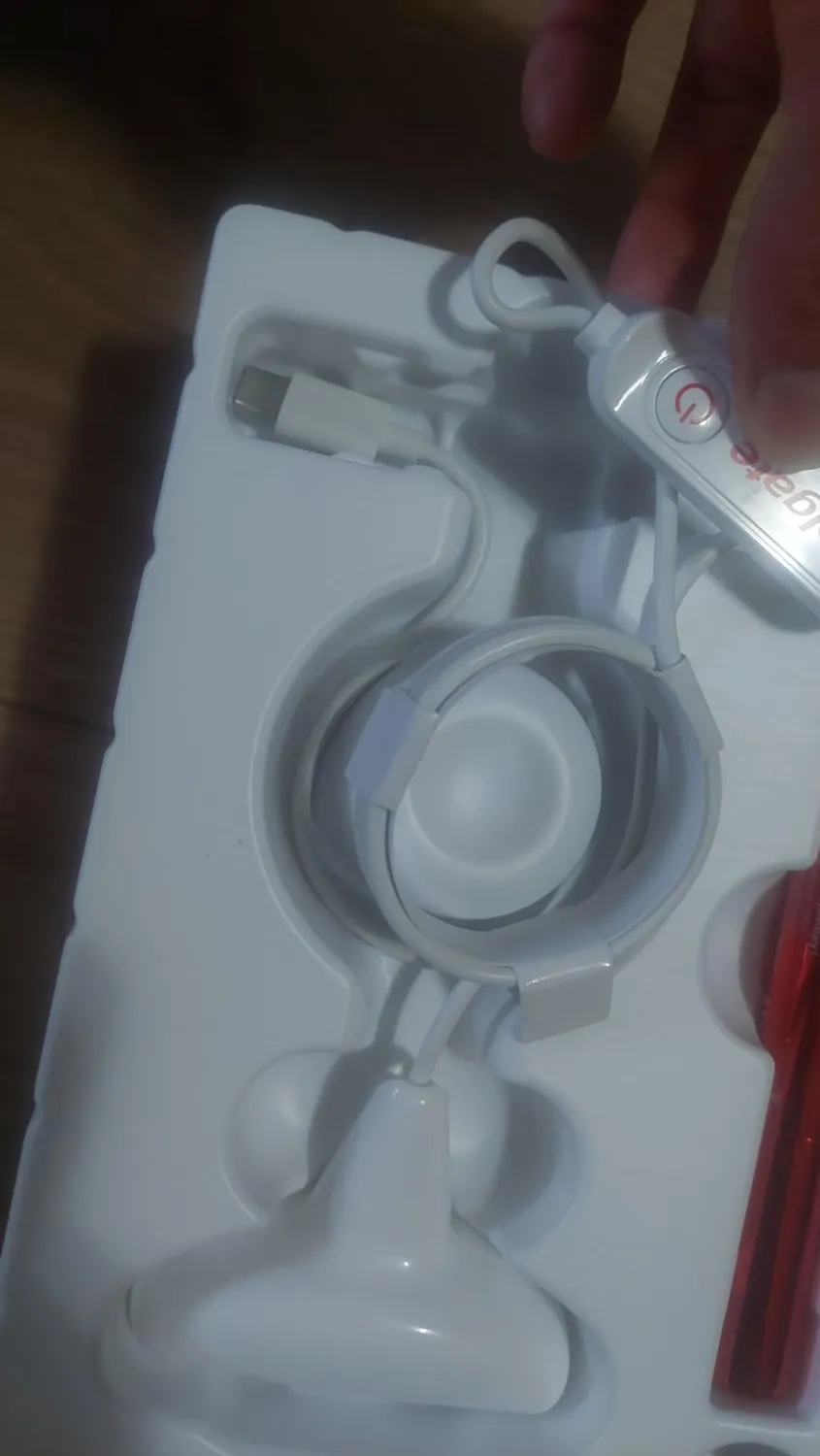 Colgate Max White Ultimate kit blanchiment LED à domicile sérum