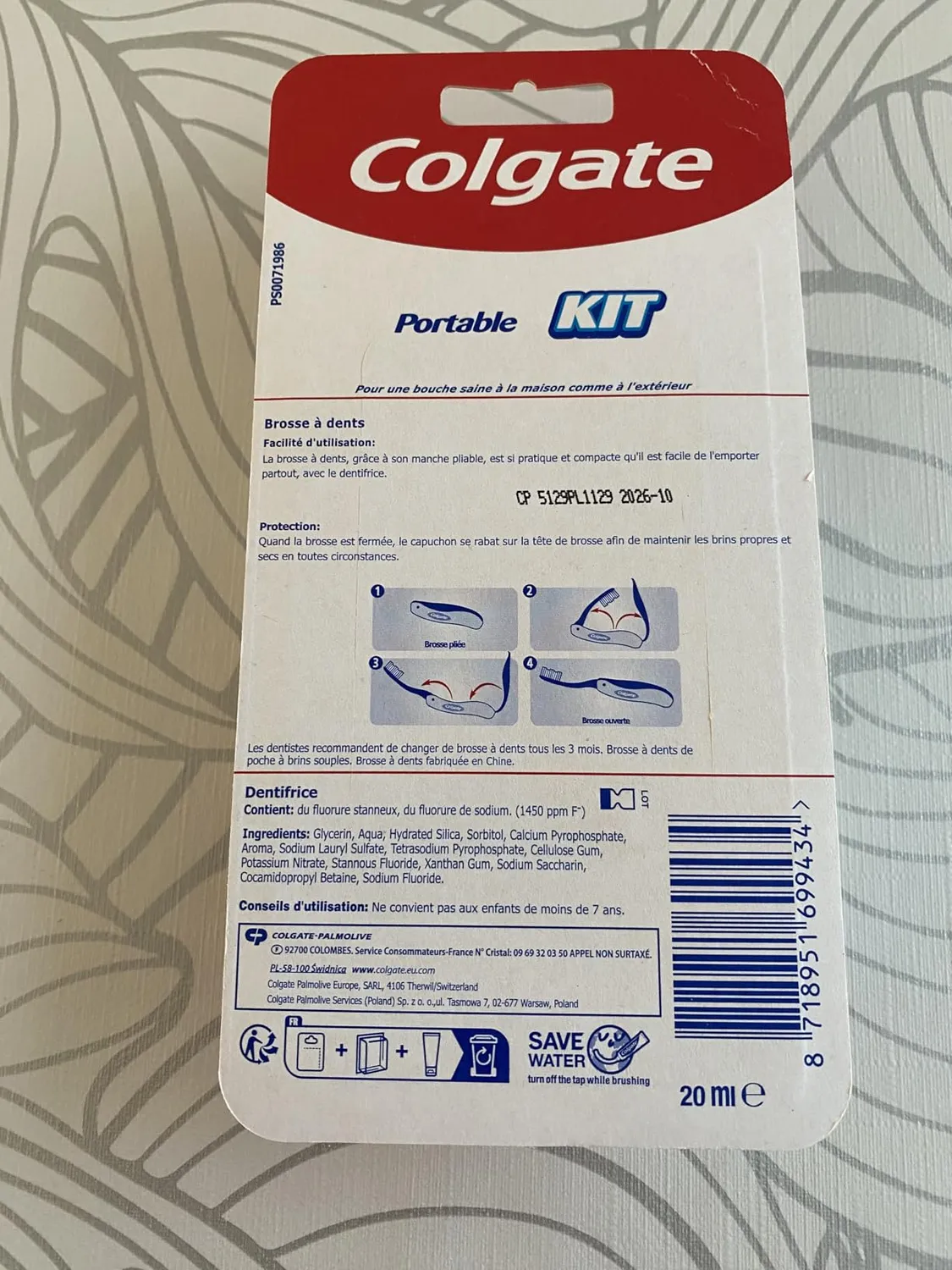 Colgate Max Fresh Medium kit de voyage 20 ml brosse pliable