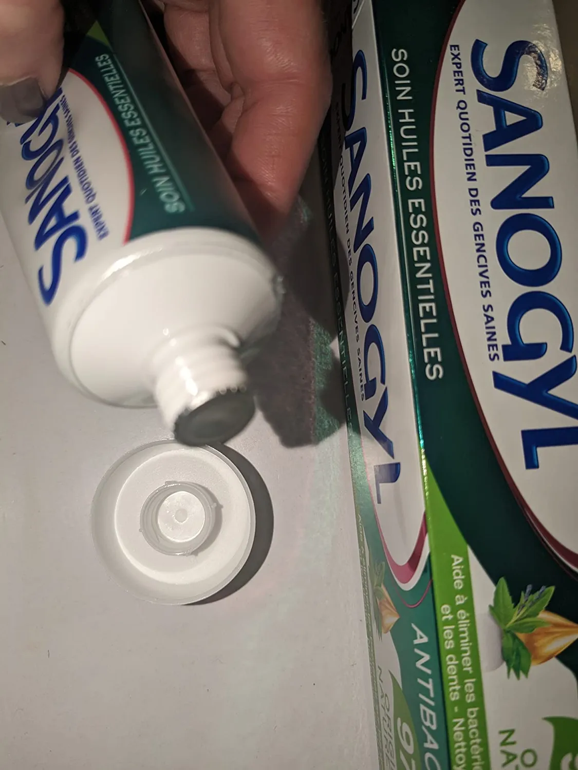 Sanogyl Soin Huiles Essentielles dentifrice 75 ml antibactérien