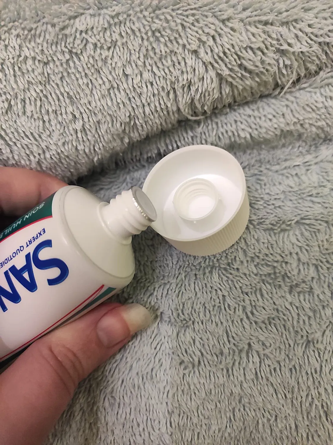 Sanogyl Soin Huiles Essentielles dentifrice 75 ml antibactérien