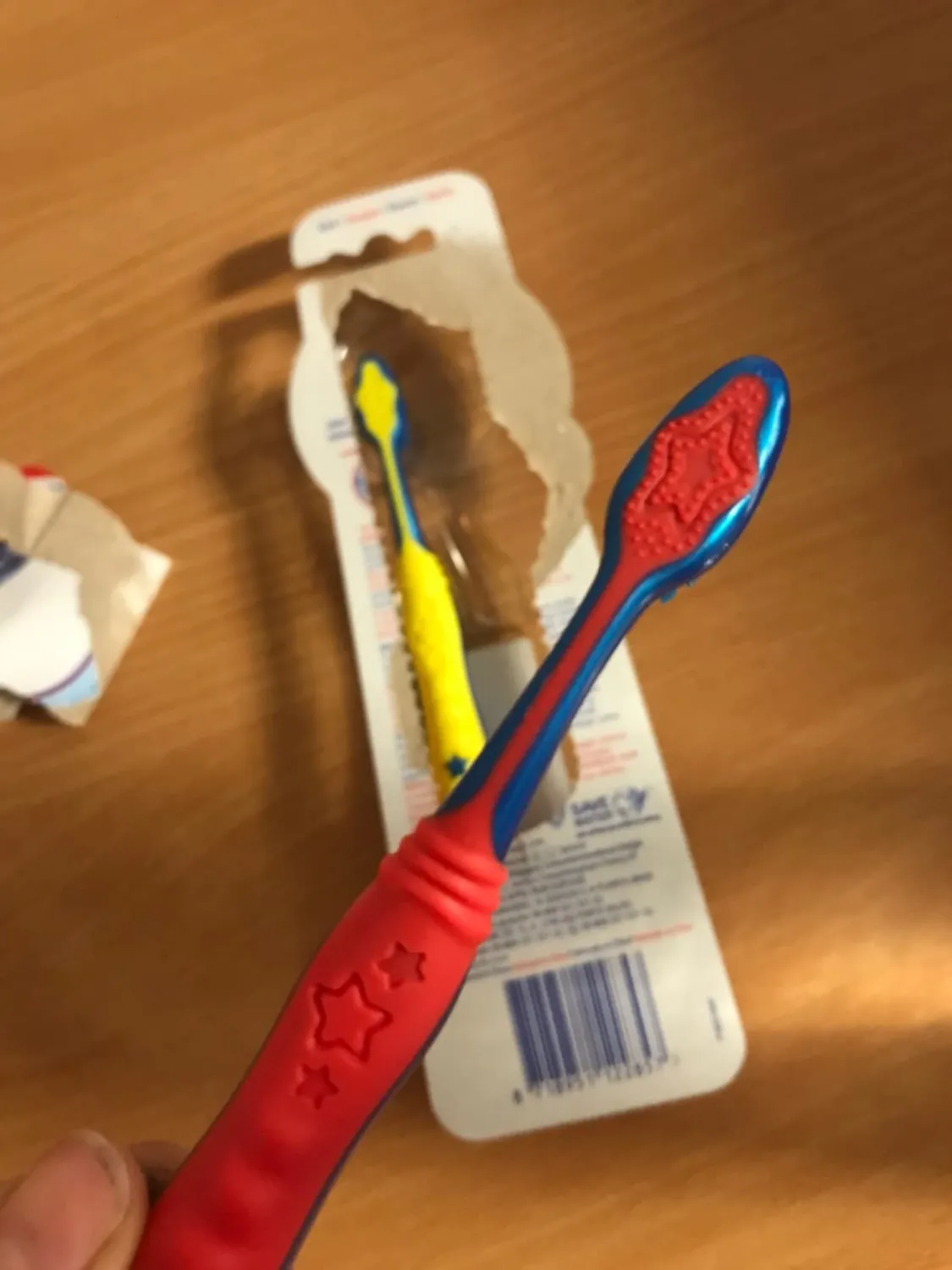 Colgate Oral Care Kids 6+ brosse à dents lot de 2 souple