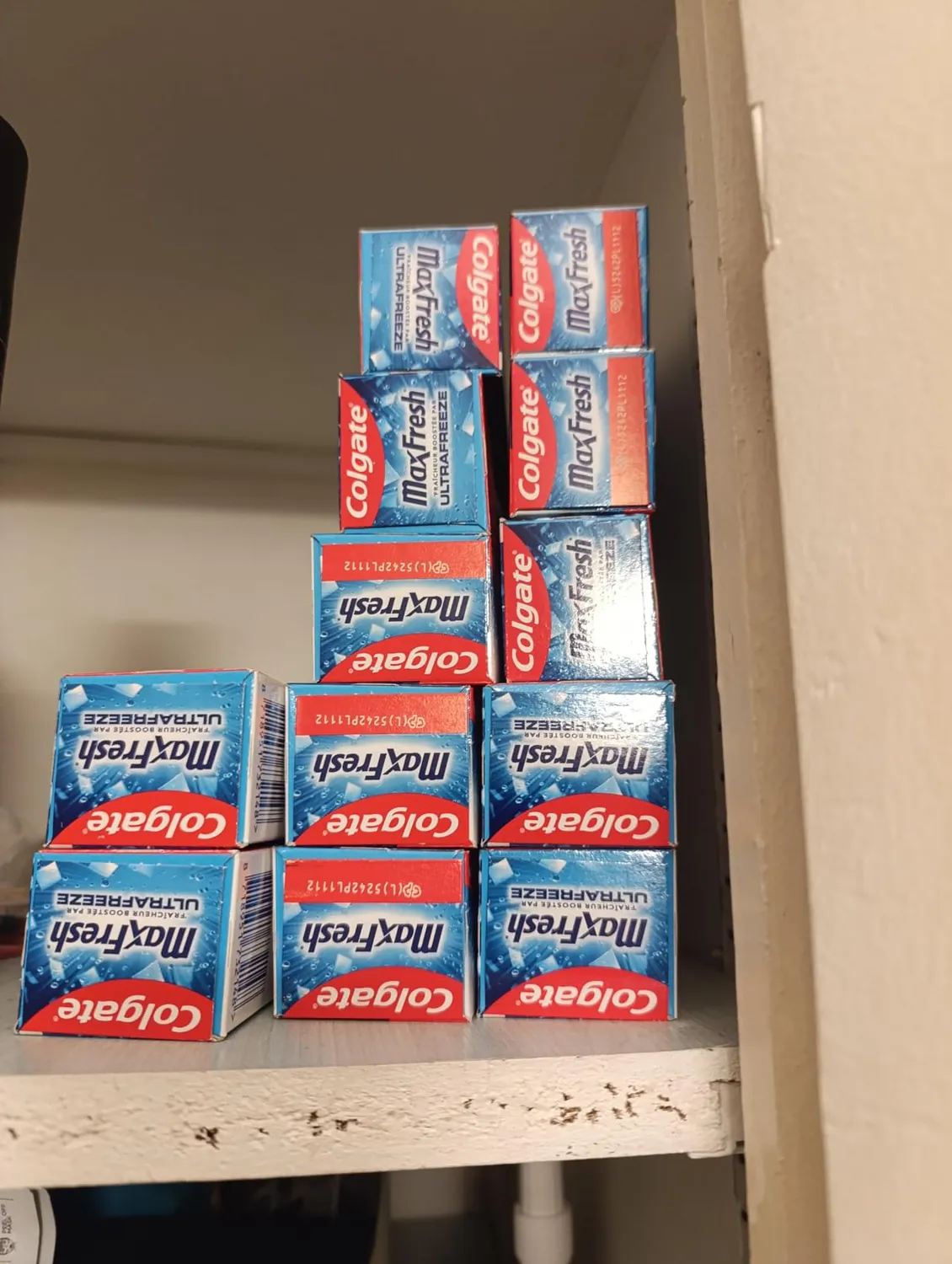 Colgate Max Fresh dentifrice cristaux fraîcheur lot de 12 x 75 ml