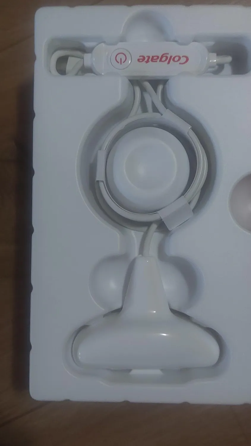 Colgate Max White Ultimate kit blanchiment LED à domicile sérum