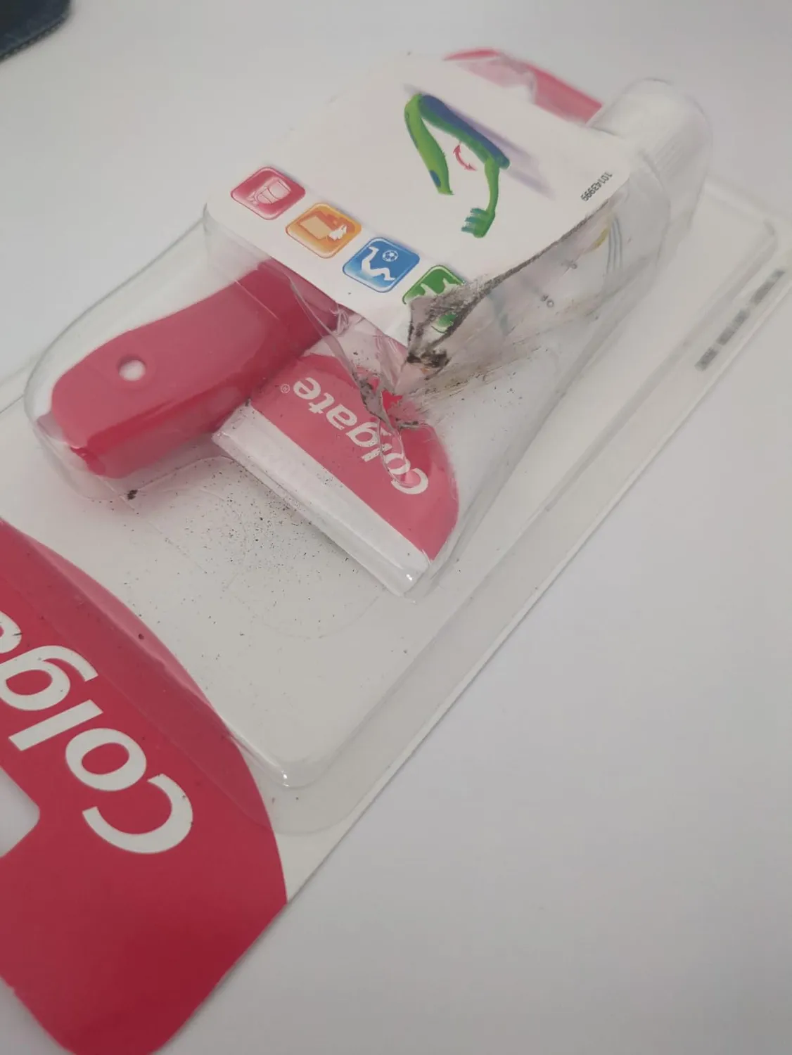 Colgate Max Fresh Medium kit de voyage 20 ml brosse pliable