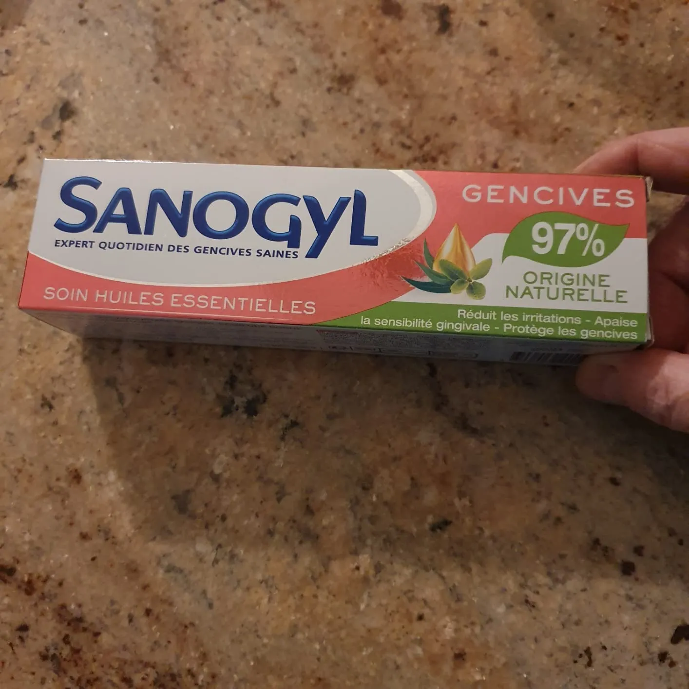 Sanogyl Soin Huiles Essentielles dentifrice gencives 75 ml naturel