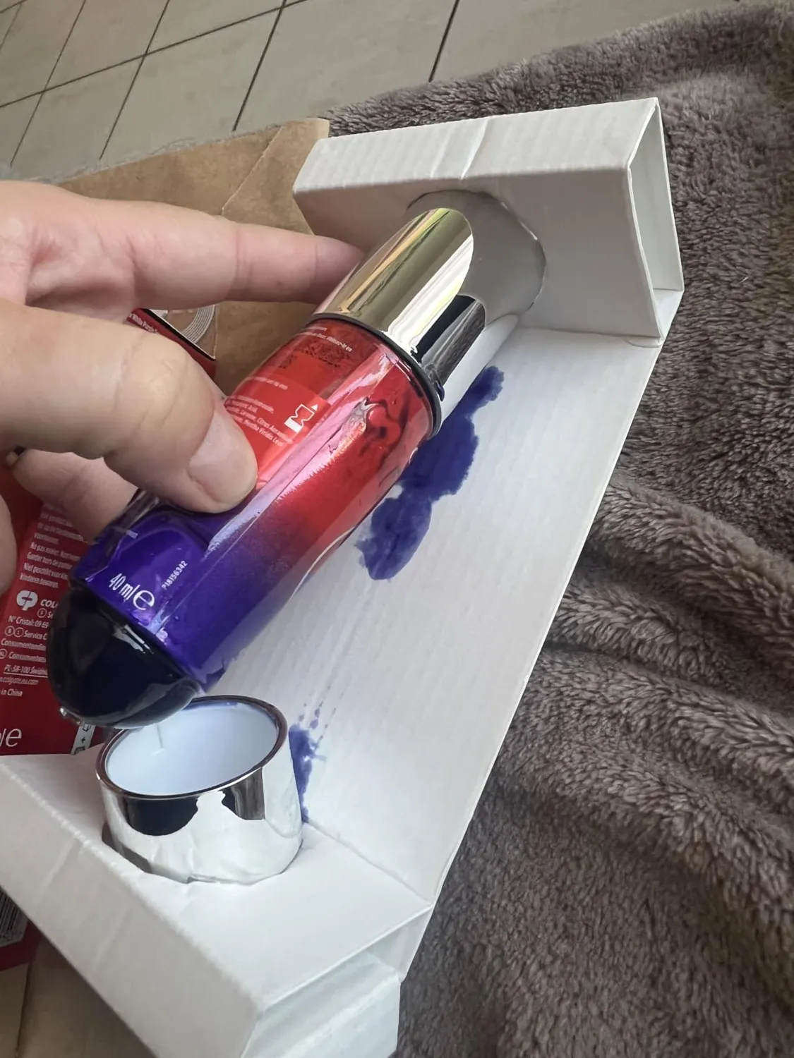 Colgate Max White Purple Reveal sérum blancheur 40 ml violet