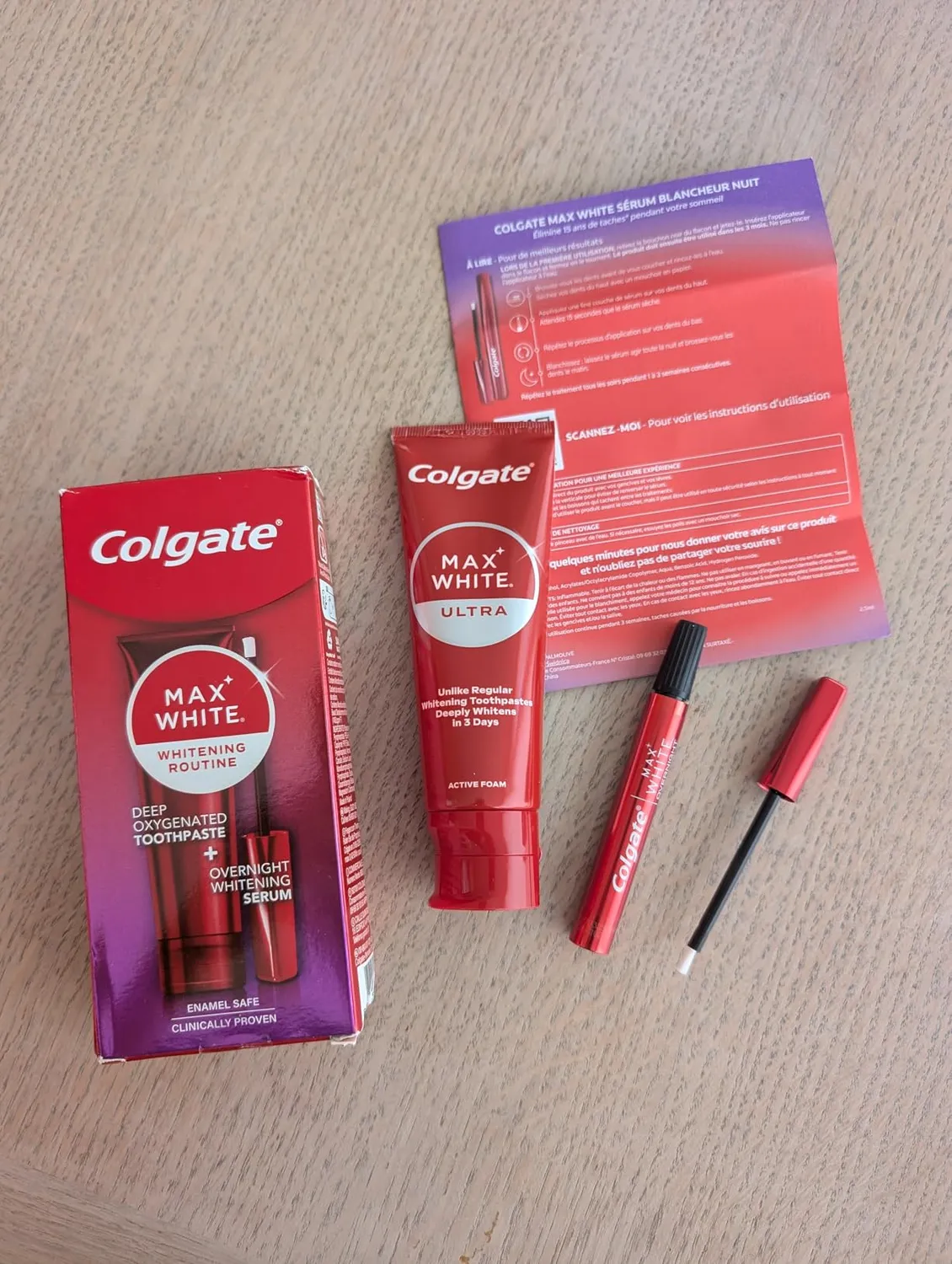 Colgate Max White kit blanchiment sérum nuit et dentifrice 2,5 ml + 75 ml
