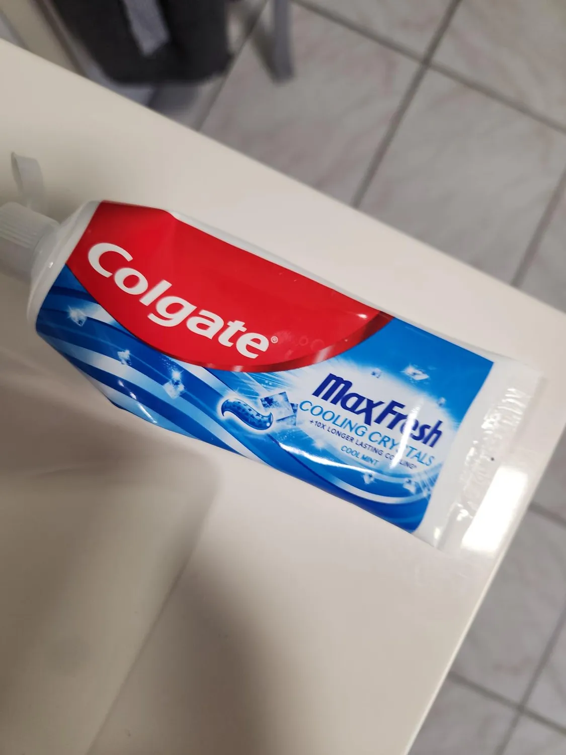 Colgate Max Fresh dentifrice cristaux fraîcheur lot de 12 x 75 ml