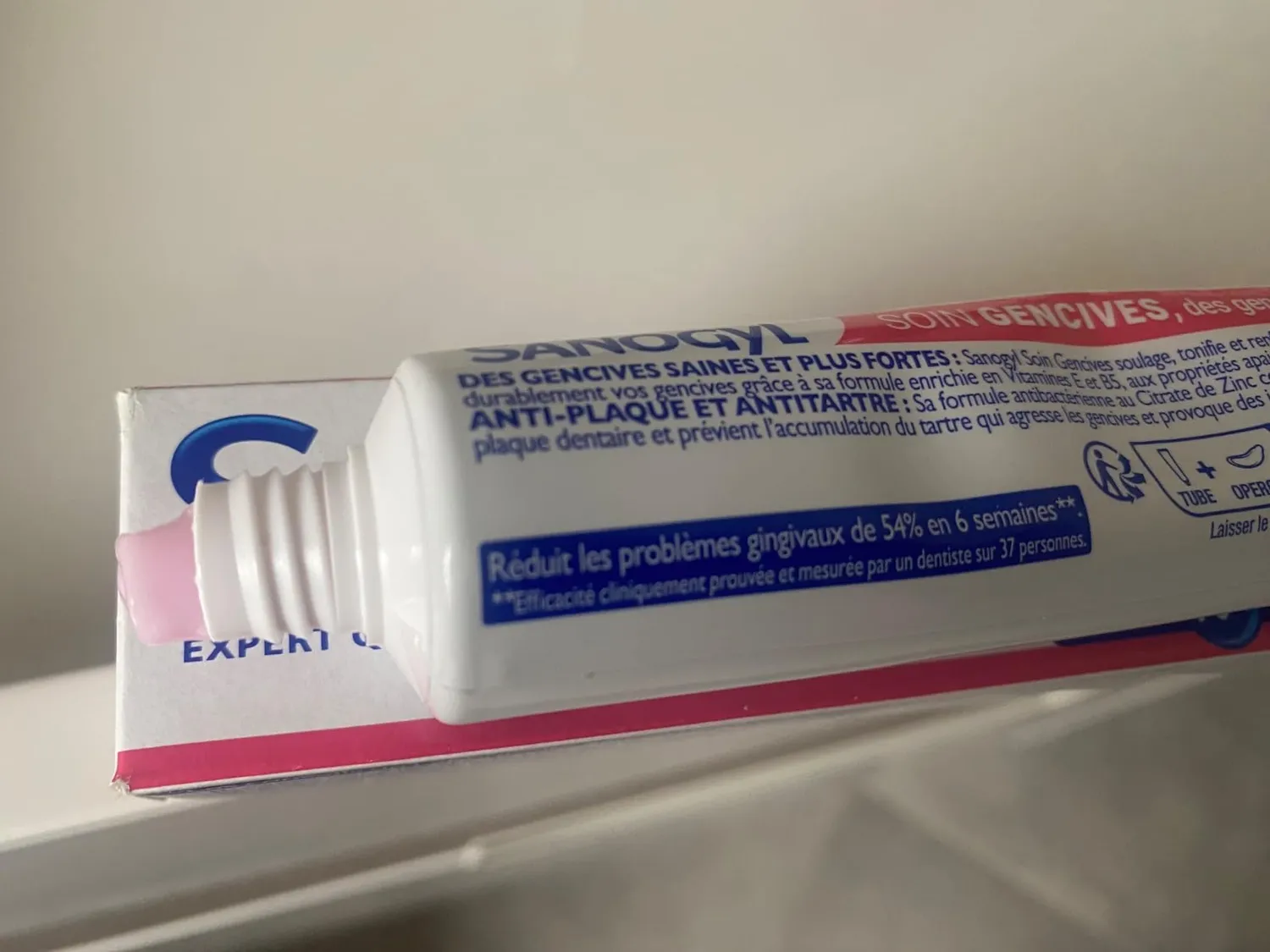Sanogyl Soin Gencives dentifrice 75 ml vitamines E et B5