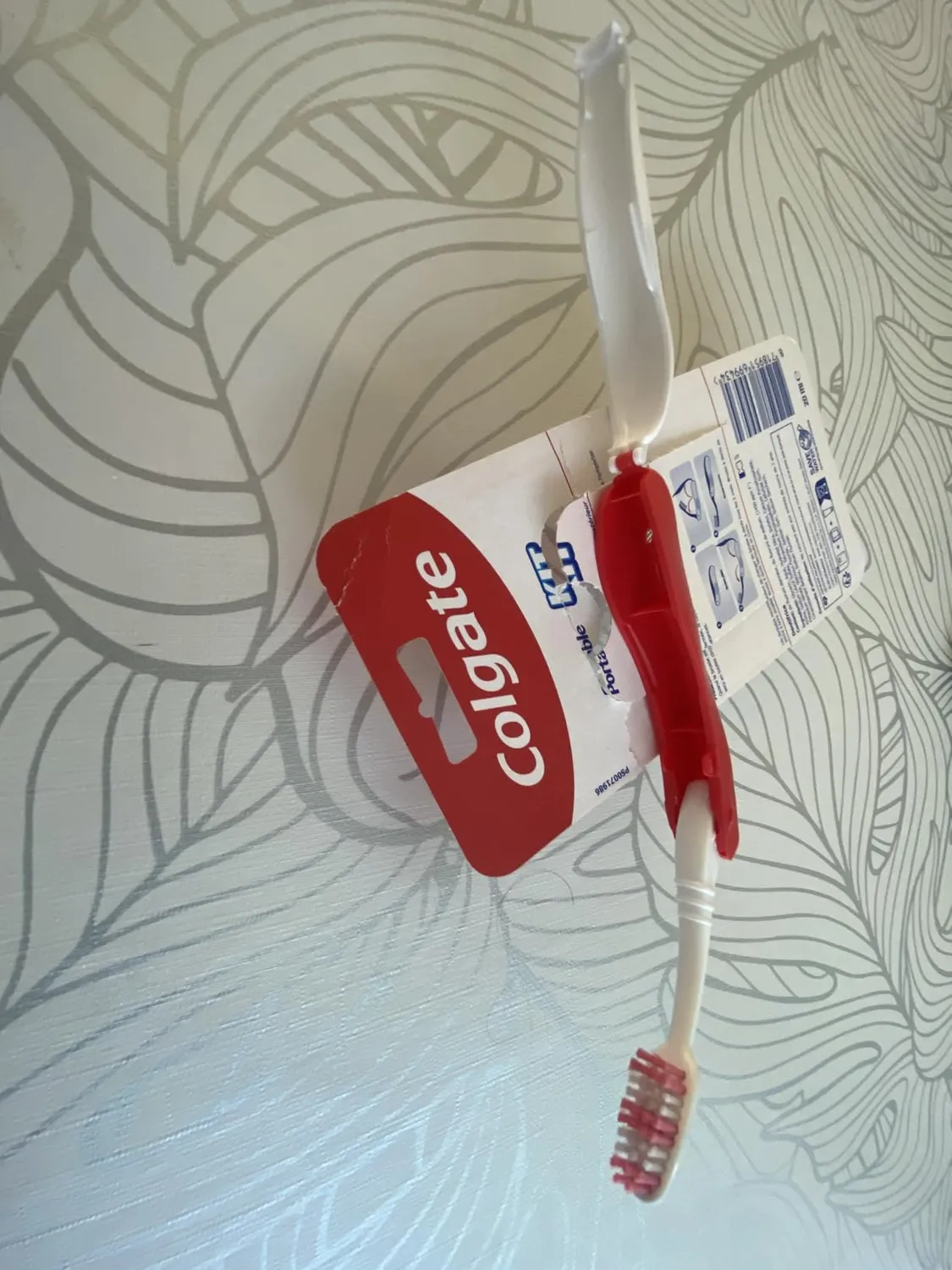 Colgate Max Fresh Medium kit de voyage 20 ml brosse pliable
