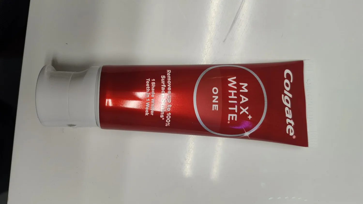 Colgate Max White One dentifrice blanchissant 75 ml anti-taches