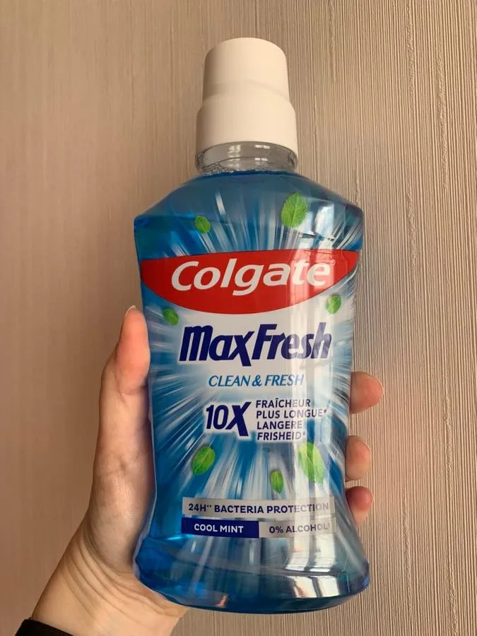 Colgate Max Fresh Clean & Fresh bain de bouche menthe fraîche 500 ml sans alcool