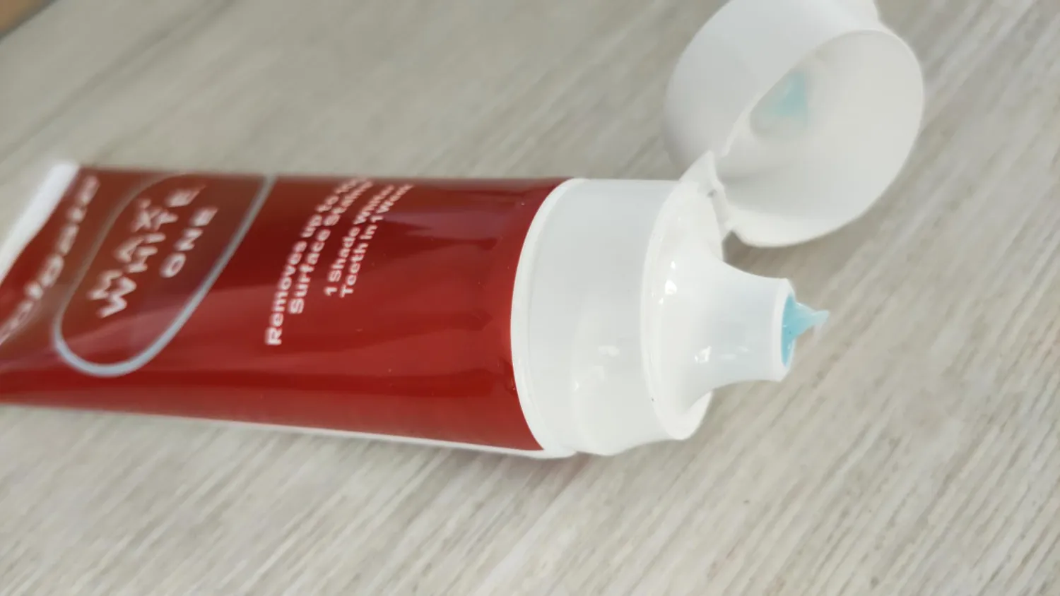 Colgate Max White One dentifrice blanchissant 75 ml anti-taches